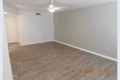 13702 N 98th Avenue #B, Sun City, AZ 85351 - Photo 8
