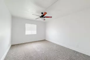3825 E Camelback Rd, Phoenix, AZ 85018 - Photo 16