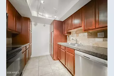 3825 E Camelback Road #215, Phoenix, AZ 85018 - Photo 8