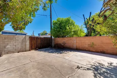 6137 N 16th Drive, Phoenix, AZ 85015 - Photo 24