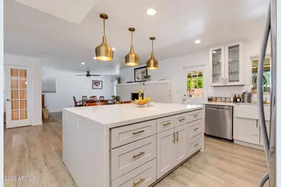 6137 N 16th Drive, Phoenix, AZ 85015 - Photo 8