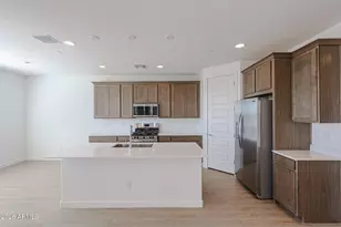 12079 W Calle Escuda, Peoria, AZ 85383 - Photo 2