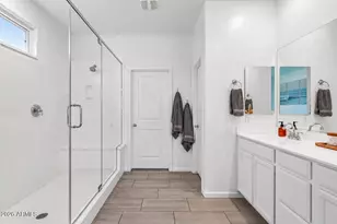 25183 N 135th Ave, Peoria, AZ 85383 - Photo 18