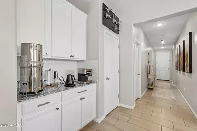 25183 N 135th Avenue, Peoria, AZ 85383 - Photo 10