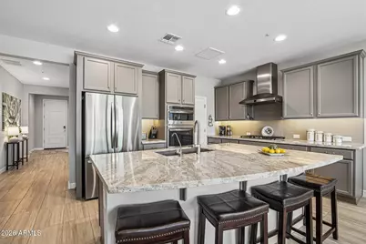 13413 W Blackstone Lane, Peoria, AZ 85383 - Photo 4