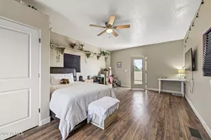10819 E The Griffin Way, Valley Farms, AZ 85191 - Photo 26
