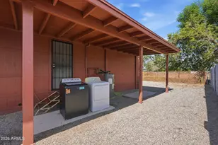544 E Lynwood St, Mesa, AZ 85203 - Photo 32