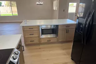 4915 W Shangri La Rd, Glendale, AZ 85304 - Photo 8
