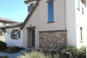 419 N Ranger Ct, Gilbert, AZ 85234 - Photo 2