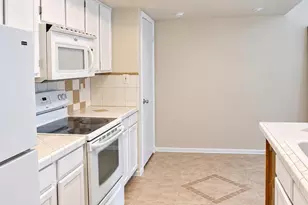 4730 W Northern Ave, Glendale, AZ 85301 - Photo 6