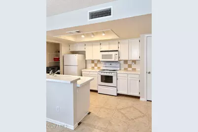 4730 W Northern Avenue #2107, Glendale, AZ 85301 - Photo 4