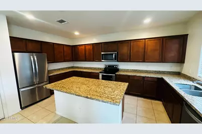 11628 W Redfield Road, El Mirage, AZ 85335 - Photo 6