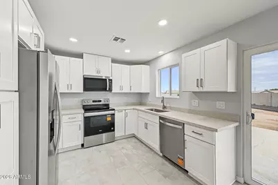 1920 E 18th Avenue, Apache Junction, AZ 85119 - Photo 20