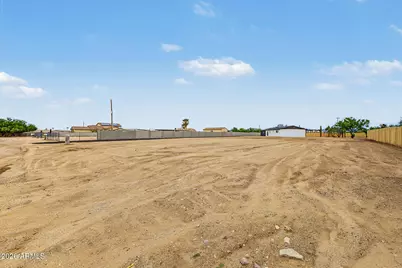 1920 E 18th Avenue, Apache Junction, AZ 85119 - Photo 38