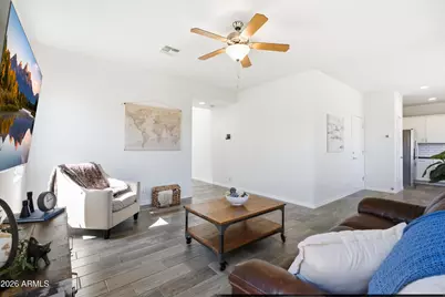 687 N Sparrow Court, Gilbert, AZ 85234 - Photo 12
