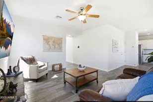 687 N Sparrow Ct, Gilbert, AZ 85234 - Photo 12