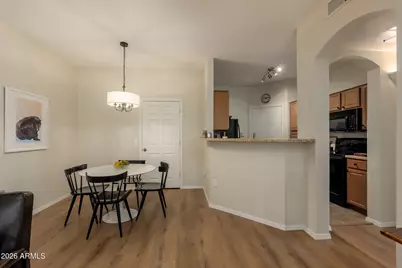 1411 E Orangewood Avenue #105, Phoenix, AZ 85020 - Photo 8
