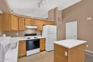 3323 W Constitution Dr, Chandler, AZ 85226 - Photo 14