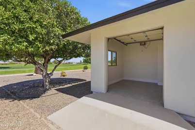 19430 N Willowcreek Circle, Sun City, AZ 85373 - Photo 32