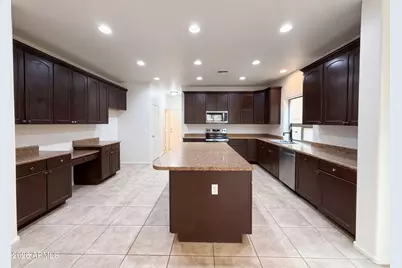 41096 W Novak Lane, Maricopa, AZ 85138 - Photo 2