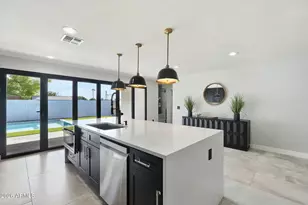 8233 E Monterosa St, Scottsdale, AZ 85251 - Photo 20
