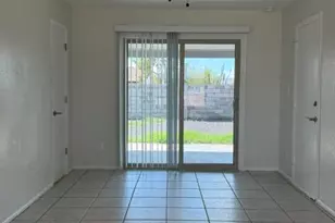 1627 W Villa Theresa Dr, Phoenix, AZ 85023 - Photo 14