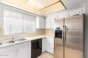 15402 N 28th St, Phoenix, AZ 85032 - Photo 2