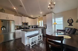 650 N Hawes Rd, Mesa, AZ 85207 - Photo 2