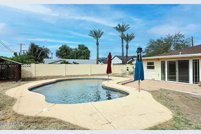 4425 E Weldon Avenue, Phoenix, AZ 85018 - Photo 38
