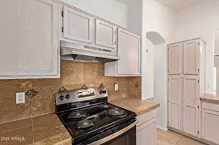 871 N Los Feliz Dr, Chandler, AZ 85226 - Photo 6
