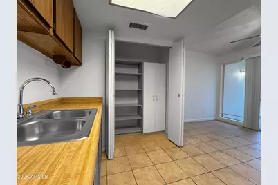 3202 W Loma Lane #2, Phoenix, AZ 85051 - Photo 14