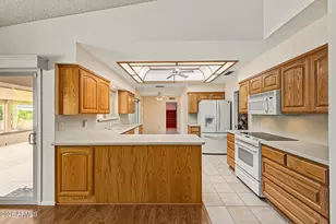 12706 W Crystal Lake Dr, Sun City West, AZ 85375 - Photo 12