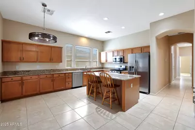 21919 N 79th Avenue, Peoria, AZ 85383 - Photo 6