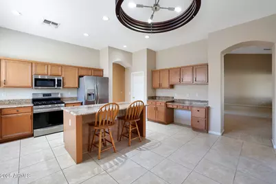 21919 N 79th Avenue, Peoria, AZ 85383 - Photo 4
