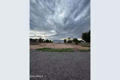 2468 E Desert Lane #-, Gilbert, AZ 85234 - Photo 4