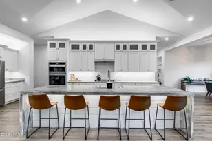 8211 N 17th Ave, Phoenix, AZ 85021 - Photo 18