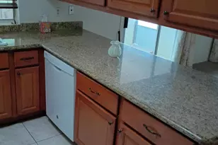 2320 E Waltann Ln, Phoenix, AZ 85022 - Photo 6