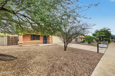 701 W Buist Avenue, Phoenix, AZ 85041 - Photo 2