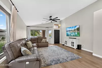 533 N Joshua Tree Lane, Gilbert, AZ 85234 - Photo 12