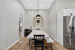 533 N Joshua Tree Ln, Gilbert, AZ 85234 - Photo 8