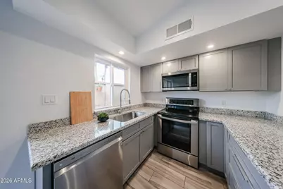 1320 E Bethany Home Road #62, Phoenix, AZ 85014 - Photo 22