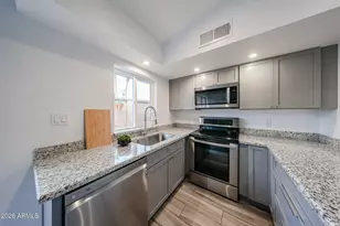 1320 E Bethany Home Rd, Phoenix, AZ 85014 - Photo 22