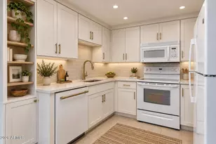 7960 E Camelback Rd, Scottsdale, AZ 85251 - Photo 6