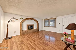 14018 N 36th Pl, Phoenix, AZ 85032 - Photo 2