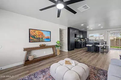 2015 E Vista Drive, Phoenix, AZ 85022 - Photo 8