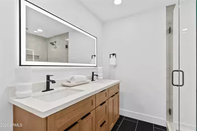 3450 E Sunnyside Drive, Phoenix, AZ 85028 - Photo 32