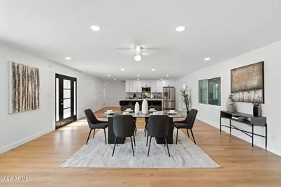 7637 N 7th Avenue, Phoenix, AZ 85021 - Photo 12