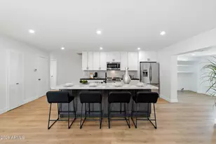 7637 N 7th Ave, Phoenix, AZ 85021 - Photo 18