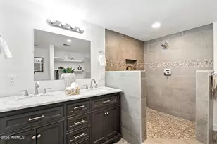 7637 N 7th Ave, Phoenix, AZ 85021 - Photo 32