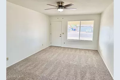 458 W Highland Street, Chandler, AZ 85225 - Photo 10